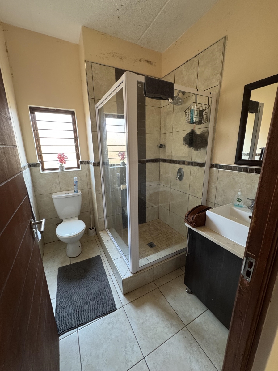 2 Bedroom Property for Sale in Pretorius Park Gauteng