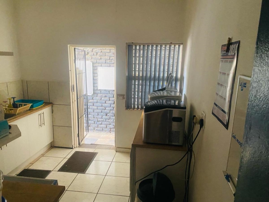 5 Bedroom Property for Sale in Three Rivers Gauteng