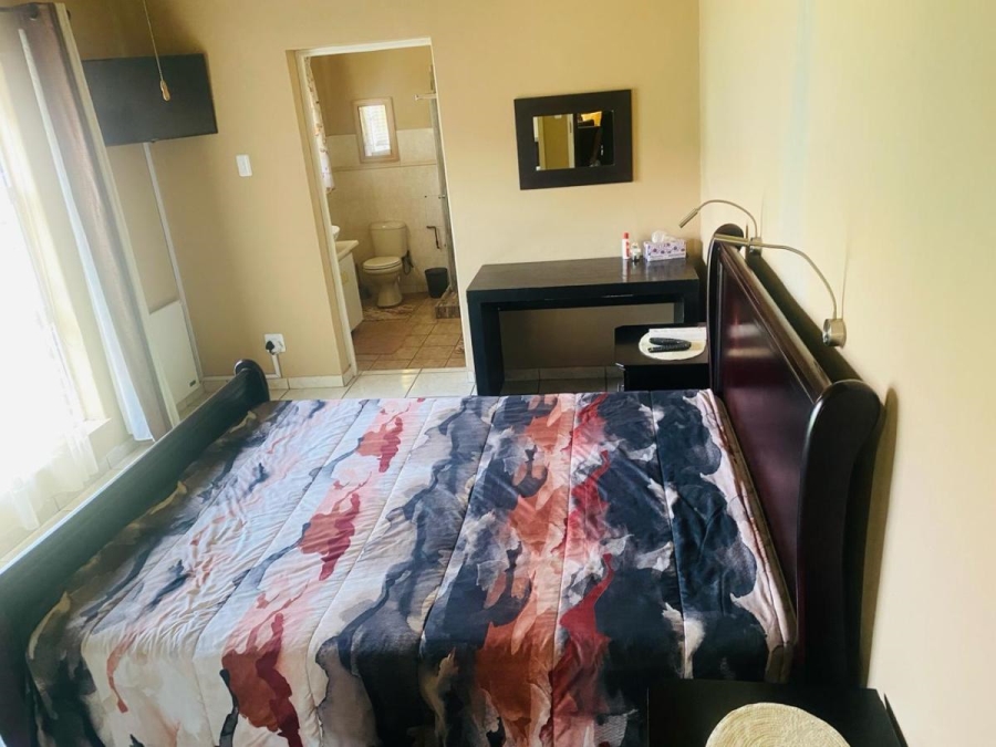 5 Bedroom Property for Sale in Three Rivers Gauteng