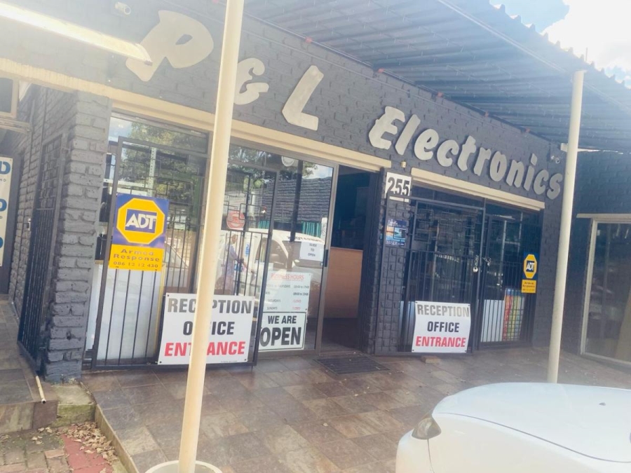 5 Bedroom Property for Sale in Three Rivers Gauteng