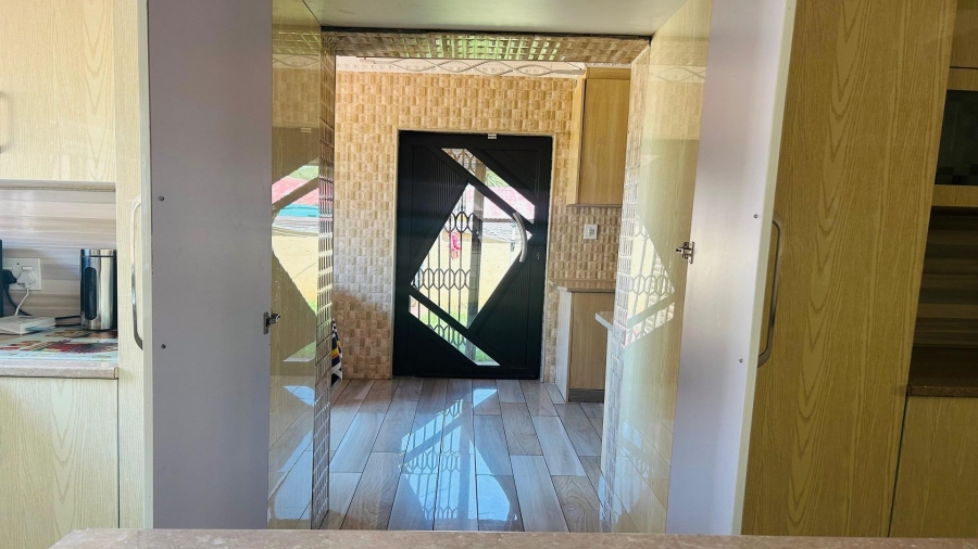 5 Bedroom Property for Sale in Vanderbijlpark SE Gauteng