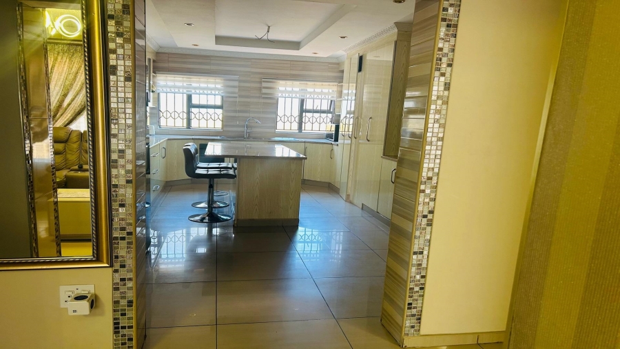 5 Bedroom Property for Sale in Vanderbijlpark SE Gauteng