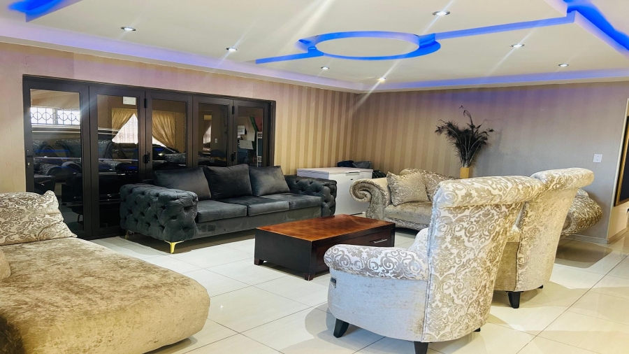 5 Bedroom Property for Sale in Vanderbijlpark SE Gauteng