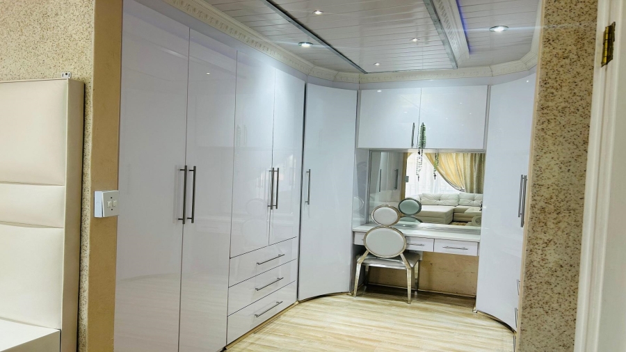 5 Bedroom Property for Sale in Vanderbijlpark SE Gauteng