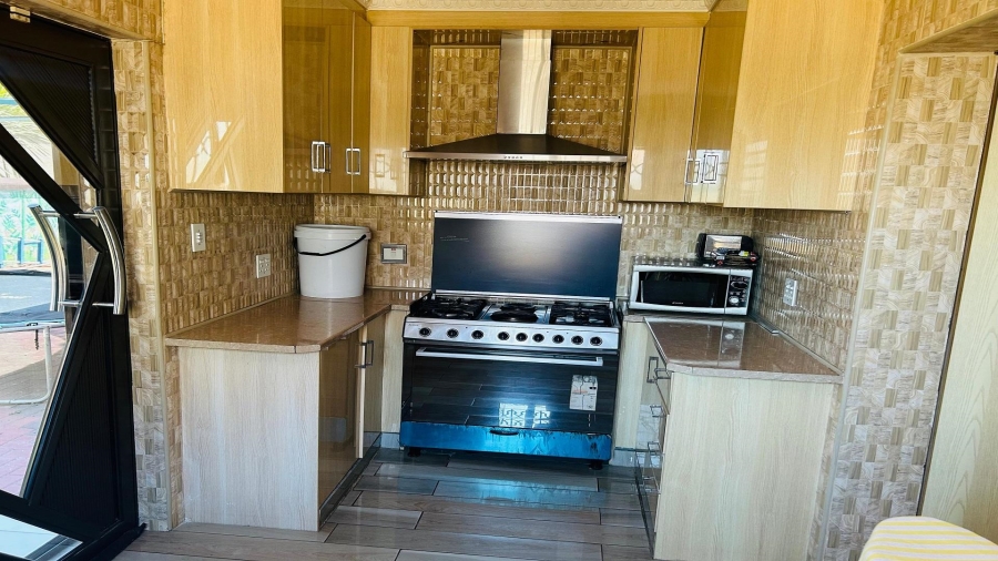 5 Bedroom Property for Sale in Vanderbijlpark SE Gauteng