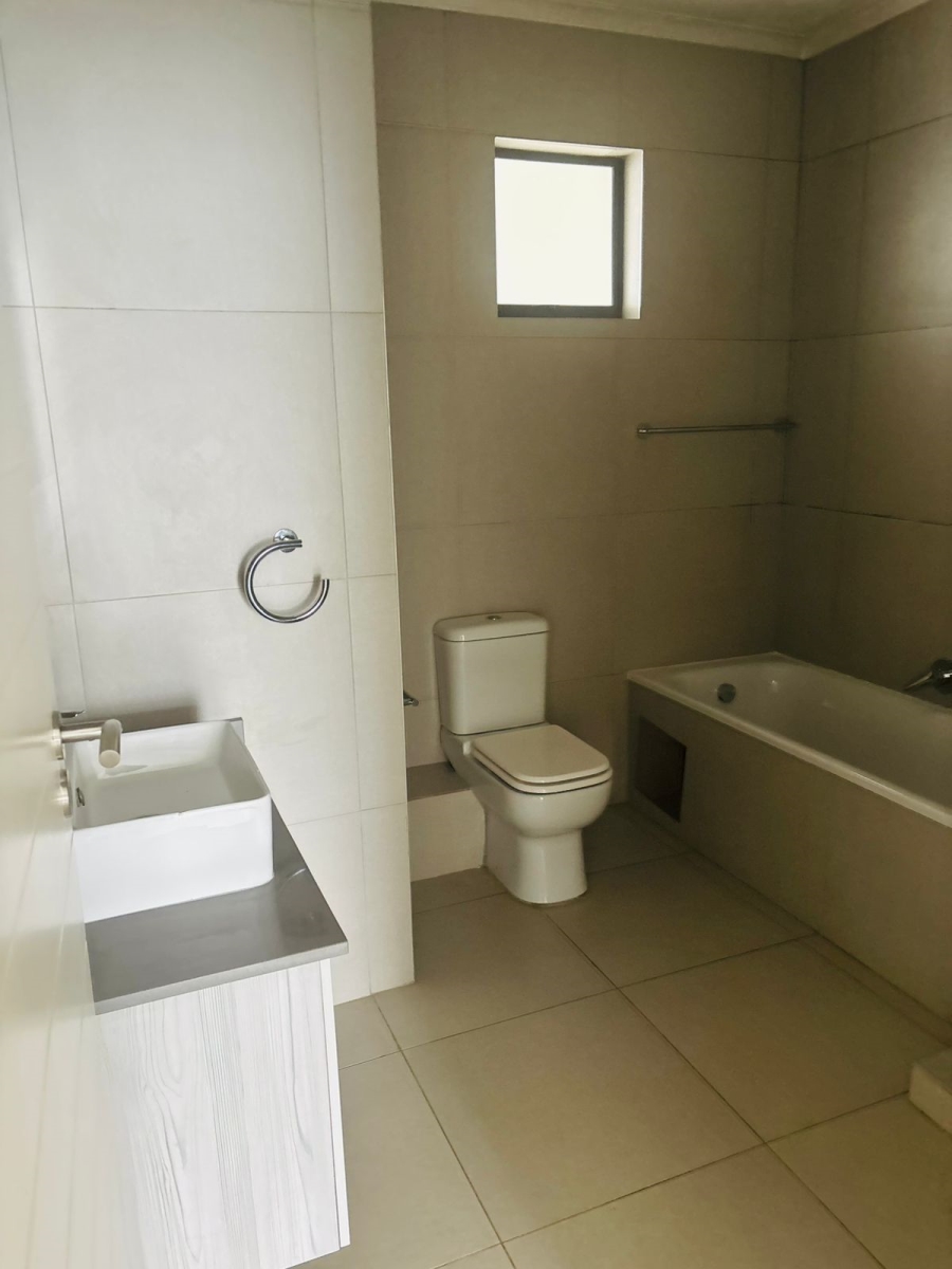 2 Bedroom Property for Sale in Carlswald Gauteng