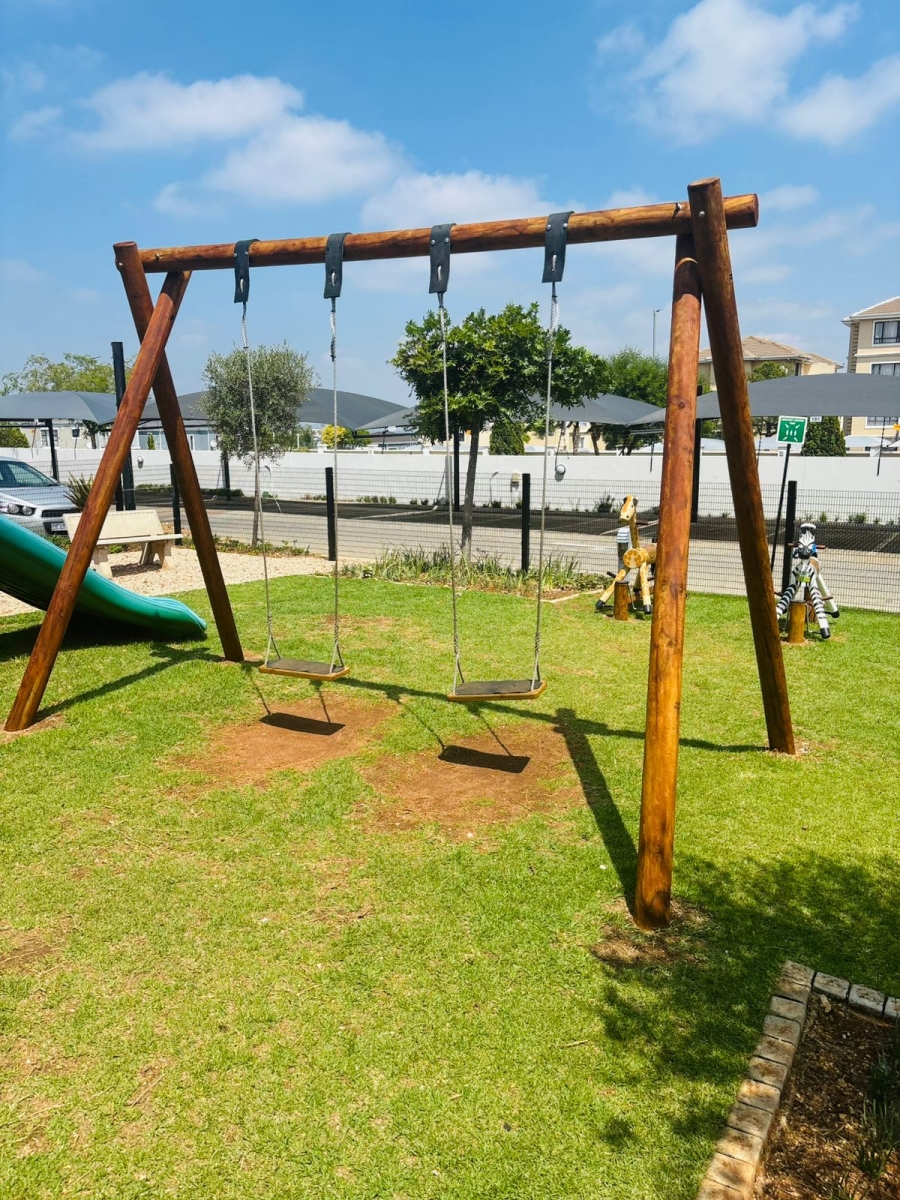 2 Bedroom Property for Sale in Carlswald Gauteng