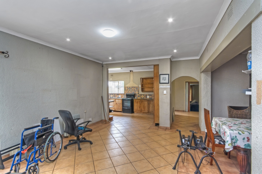 5 Bedroom Property for Sale in Carlswald Gauteng