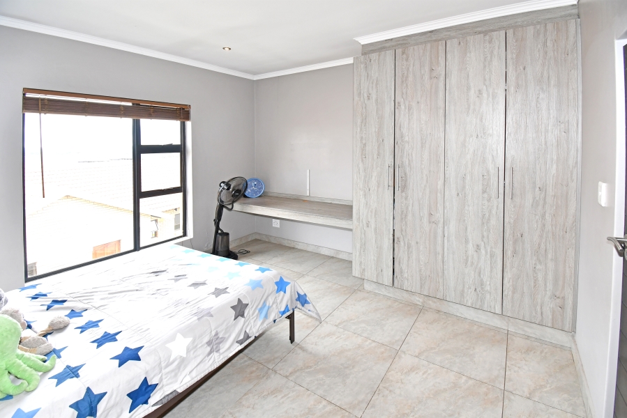 4 Bedroom Property for Sale in Thatch Hill Estate Gauteng