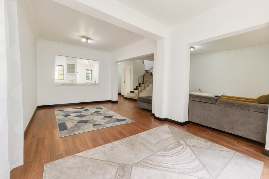 3 Bedroom Property for Sale in Lonehill Gauteng