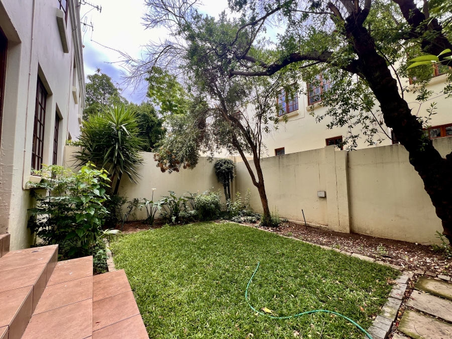 3 Bedroom Property for Sale in Lonehill Gauteng