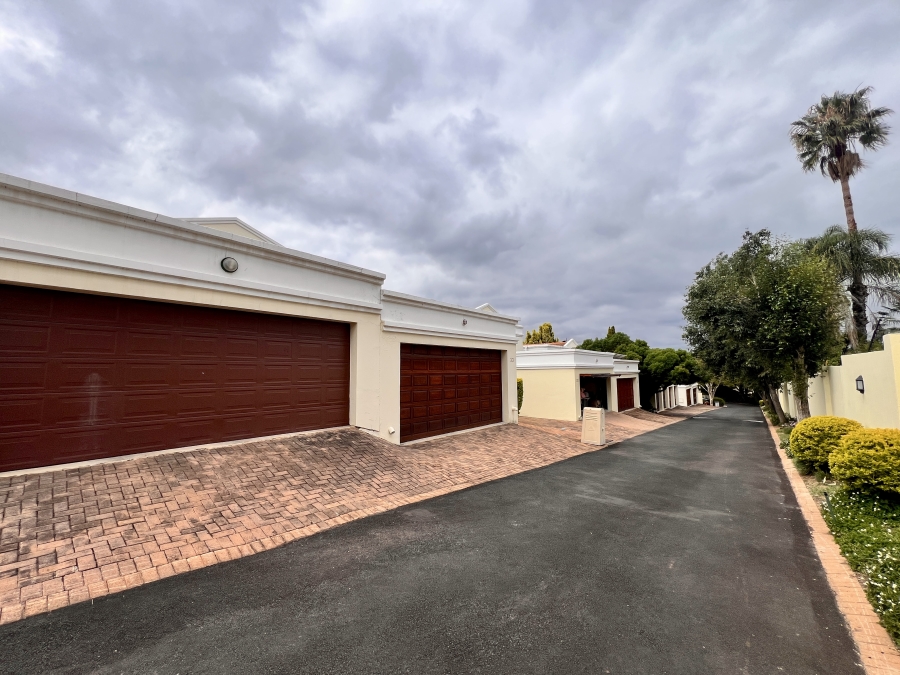 3 Bedroom Property for Sale in Lonehill Gauteng