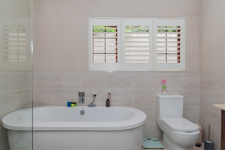 3 Bedroom Property for Sale in Fairland Gauteng