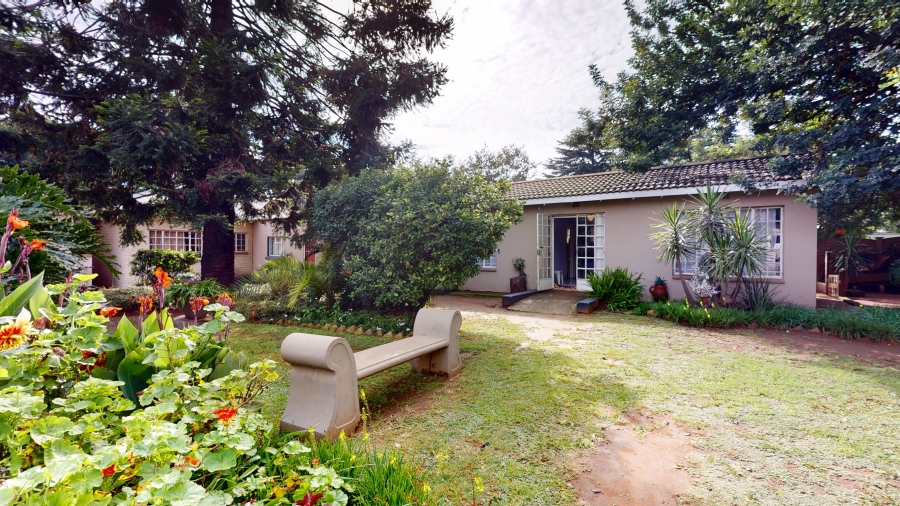 11 Bedroom Property for Sale in Delville Gauteng