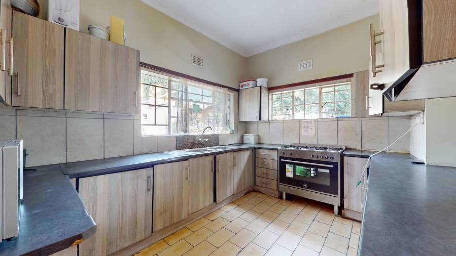 11 Bedroom Property for Sale in Delville Gauteng