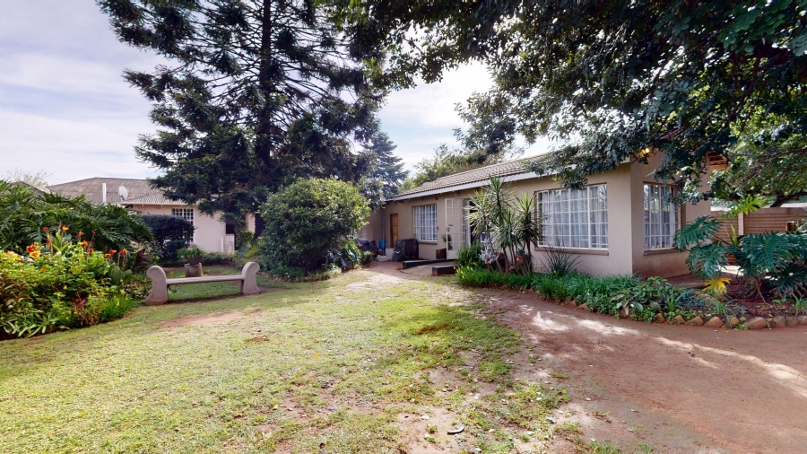 11 Bedroom Property for Sale in Delville Gauteng