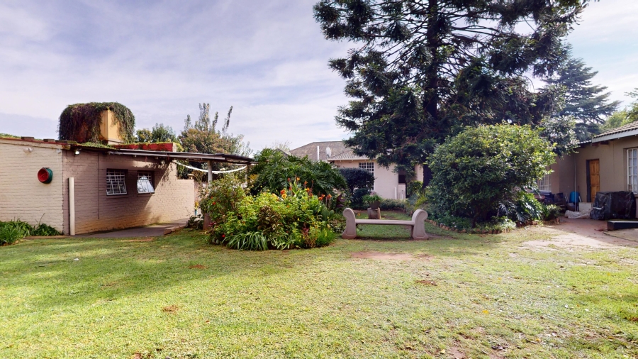 11 Bedroom Property for Sale in Delville Gauteng