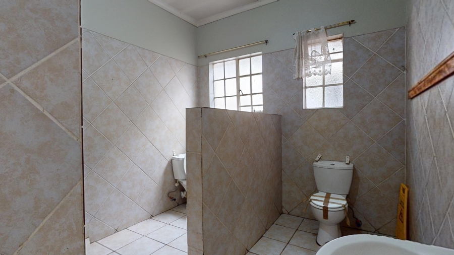 11 Bedroom Property for Sale in Delville Gauteng