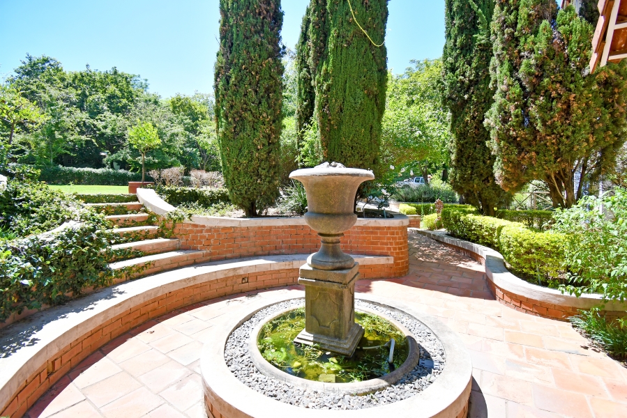 4 Bedroom Property for Sale in Chartwell Gauteng