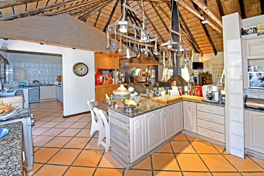 6 Bedroom Property for Sale in Farmall A H Gauteng