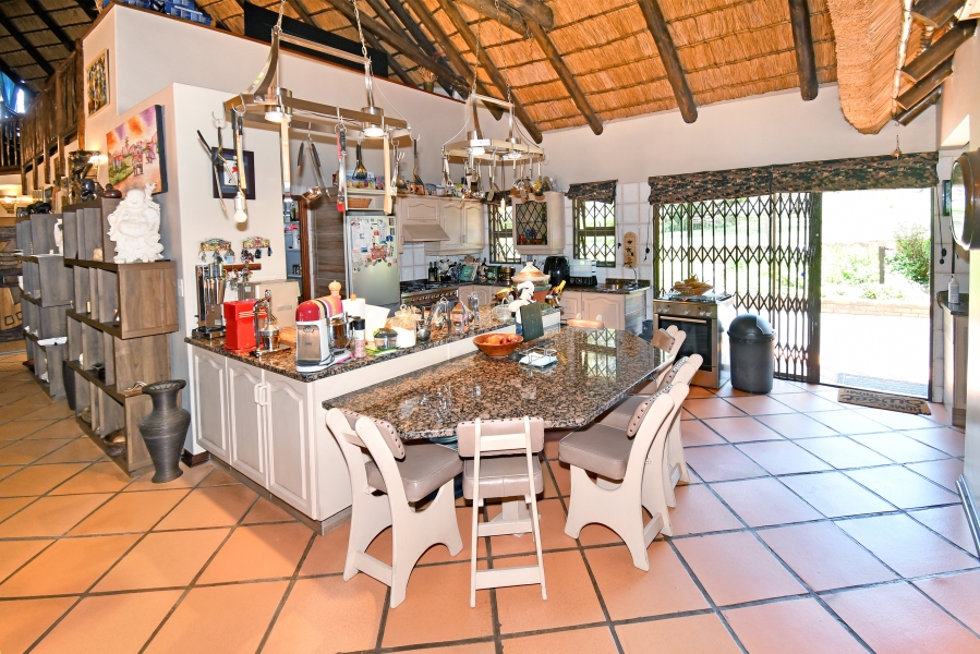 6 Bedroom Property for Sale in Farmall A H Gauteng