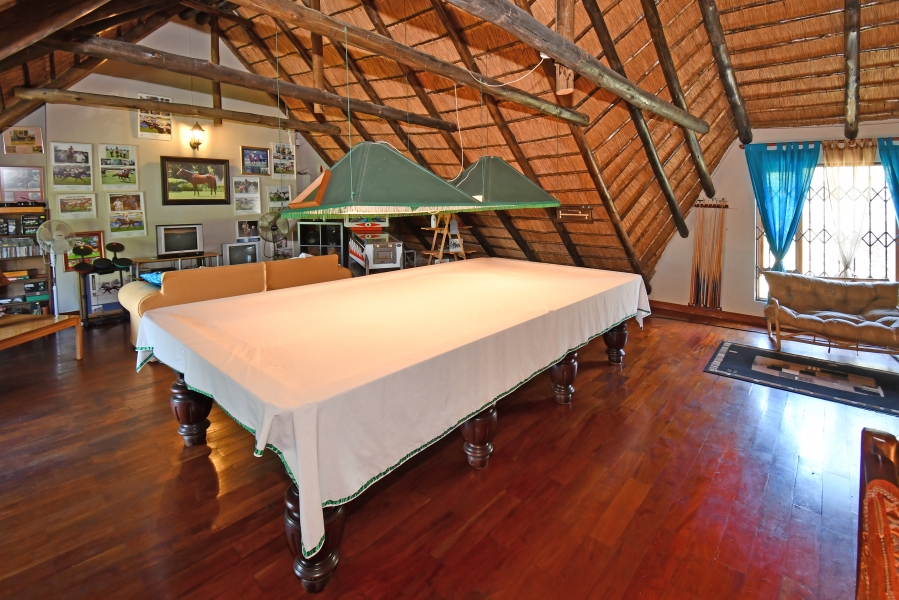 6 Bedroom Property for Sale in Farmall A H Gauteng