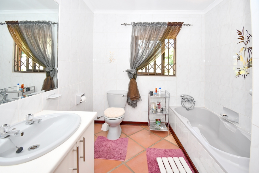 6 Bedroom Property for Sale in Farmall A H Gauteng