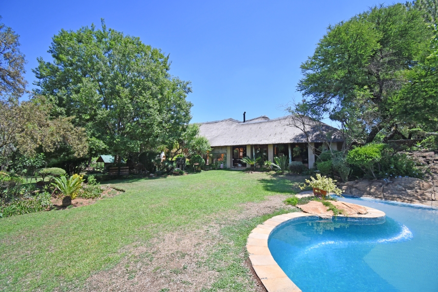 6 Bedroom Property for Sale in Farmall A H Gauteng