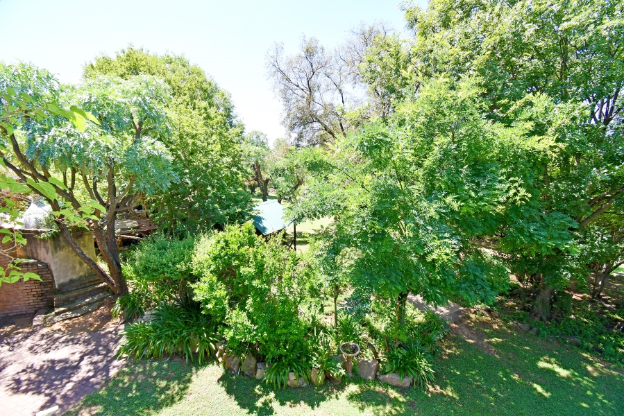 6 Bedroom Property for Sale in Farmall A H Gauteng