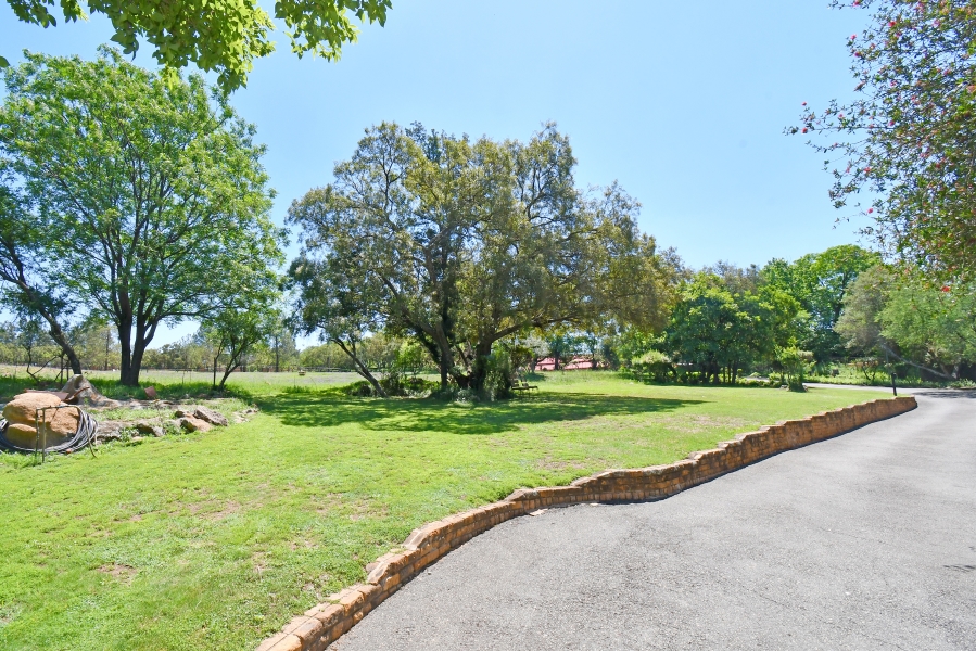 6 Bedroom Property for Sale in Farmall A H Gauteng