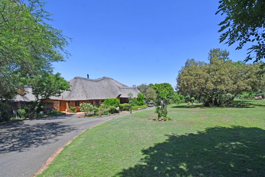 6 Bedroom Property for Sale in Farmall A H Gauteng