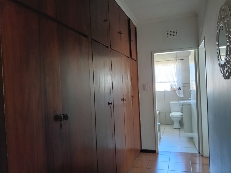 3 Bedroom Property for Sale in Greenhills Gauteng