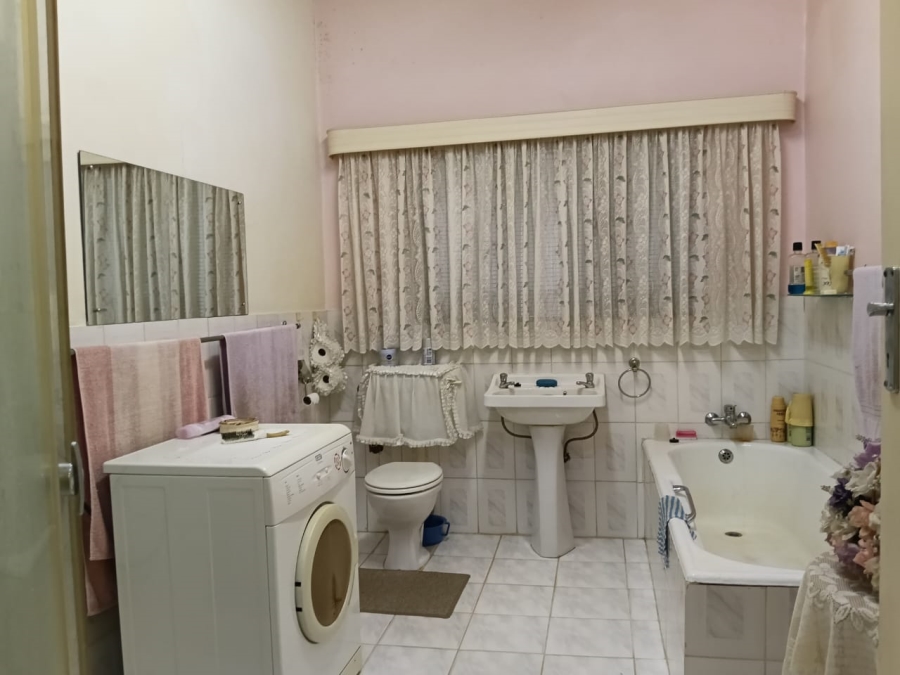 4 Bedroom Property for Sale in Brandvlei A H Gauteng