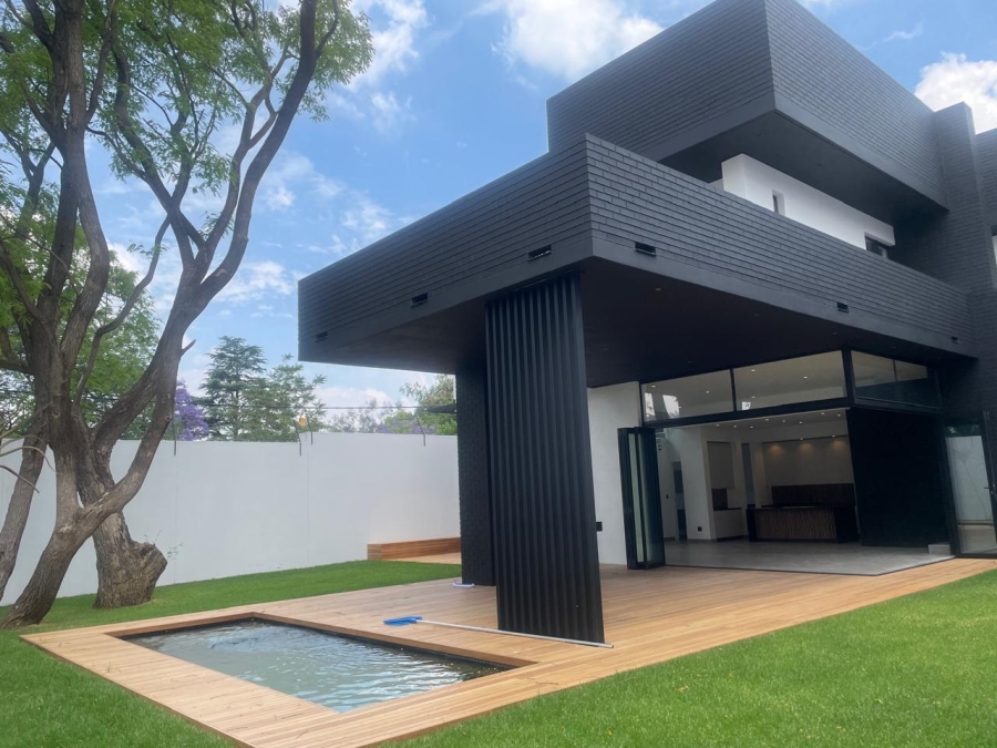 4 Bedroom Property for Sale in Bryanston Gauteng