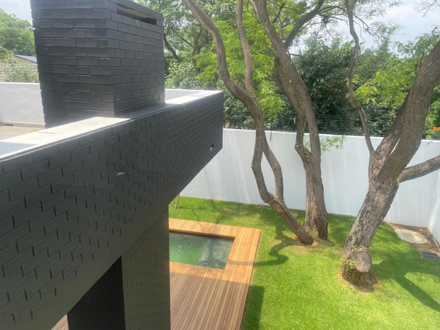 4 Bedroom Property for Sale in Bryanston Gauteng