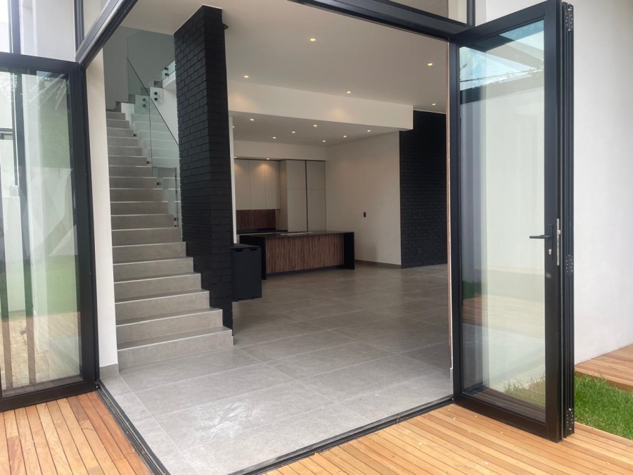 4 Bedroom Property for Sale in Bryanston Gauteng