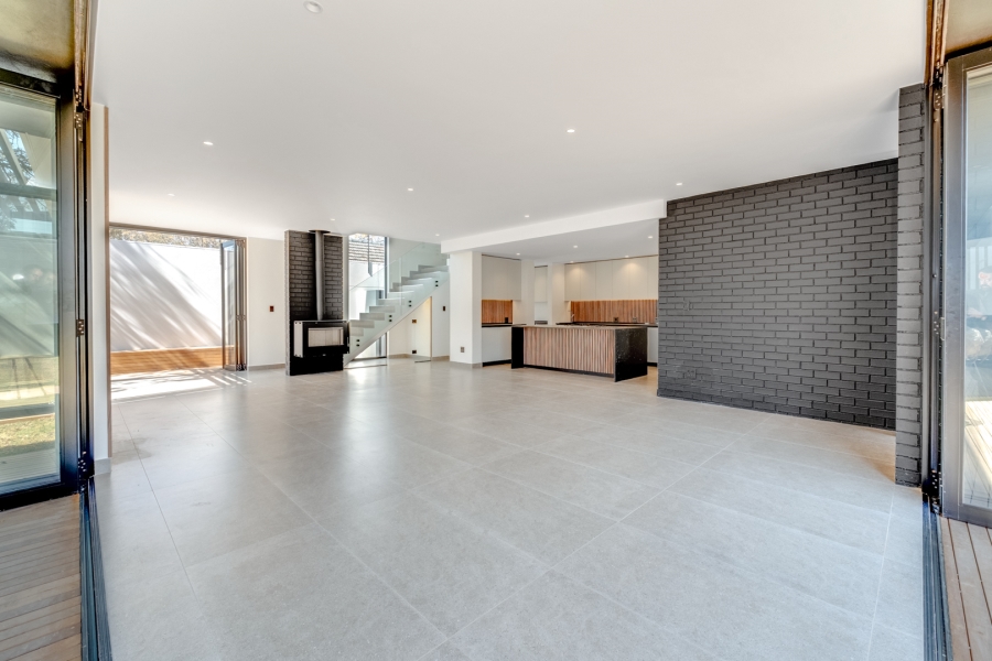 4 Bedroom Property for Sale in Bryanston Gauteng
