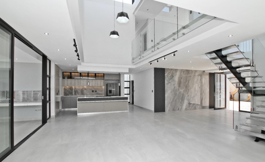 4 Bedroom Property for Sale in Oaklands Gauteng