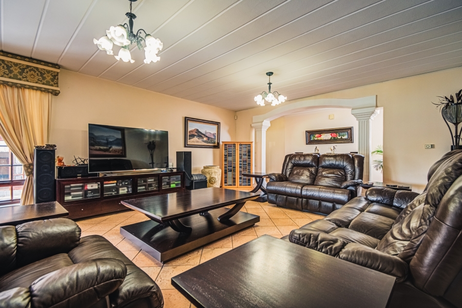 4 Bedroom Property for Sale in Blue Gill Estate Gauteng