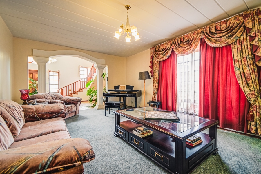 4 Bedroom Property for Sale in Blue Gill Estate Gauteng