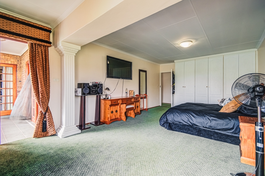 4 Bedroom Property for Sale in Blue Gill Estate Gauteng