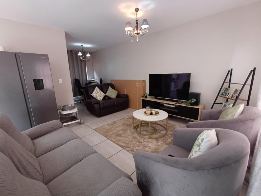 3 Bedroom Property for Sale in Glen Marais Gauteng