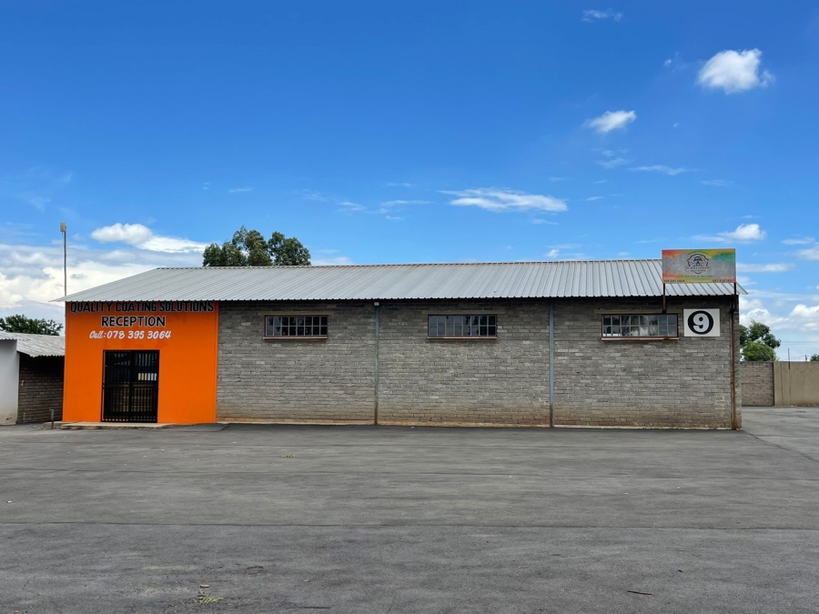 Commercial Property for Sale in Zuurfontein Gauteng