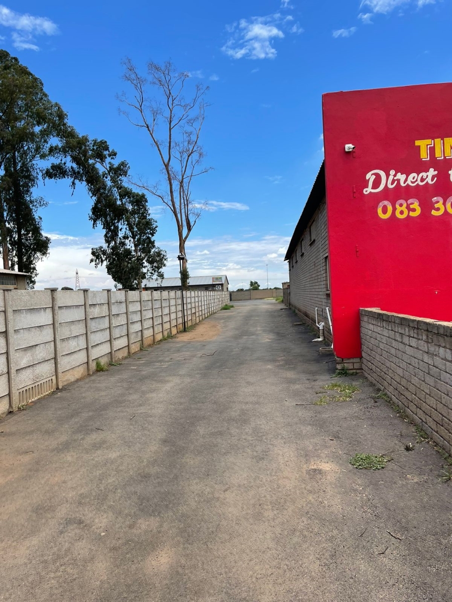 Commercial Property for Sale in Zuurfontein Gauteng
