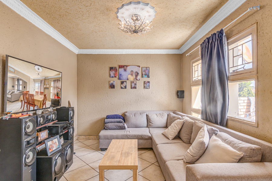 3 Bedroom Property for Sale in Halfway Gardens Gauteng