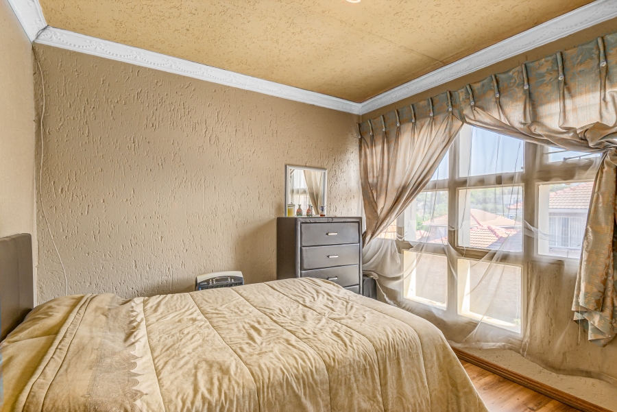 3 Bedroom Property for Sale in Halfway Gardens Gauteng