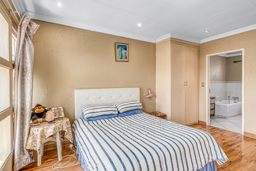 3 Bedroom Property for Sale in Halfway Gardens Gauteng