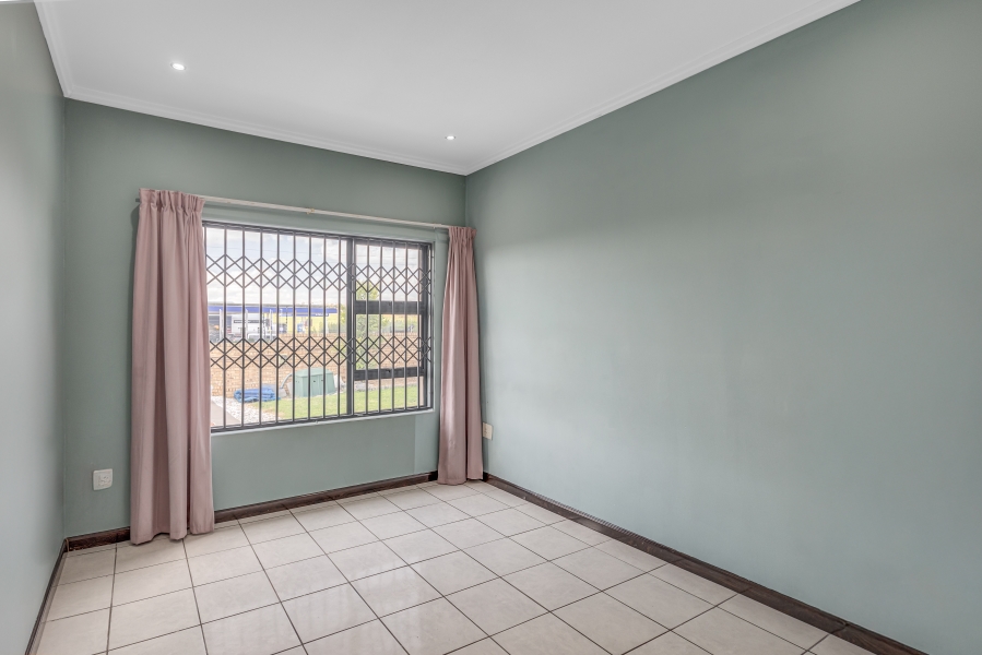 3 Bedroom Property for Sale in Noordwyk Gauteng