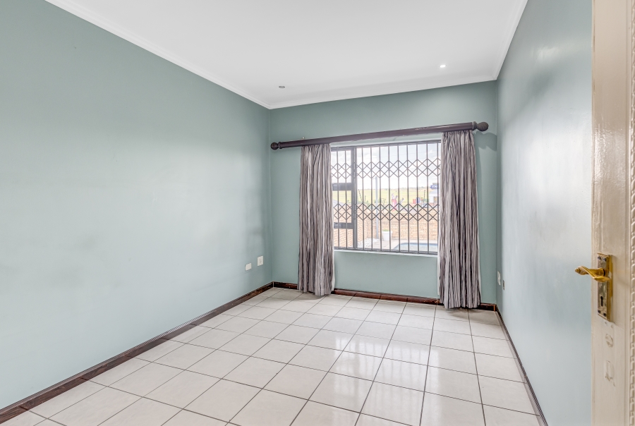 3 Bedroom Property for Sale in Noordwyk Gauteng