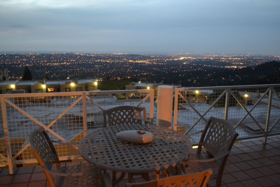 2 Bedroom Property for Sale in Northcliff Gauteng